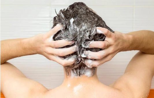 How to Use Shampoo to Avoid Hair Damage?